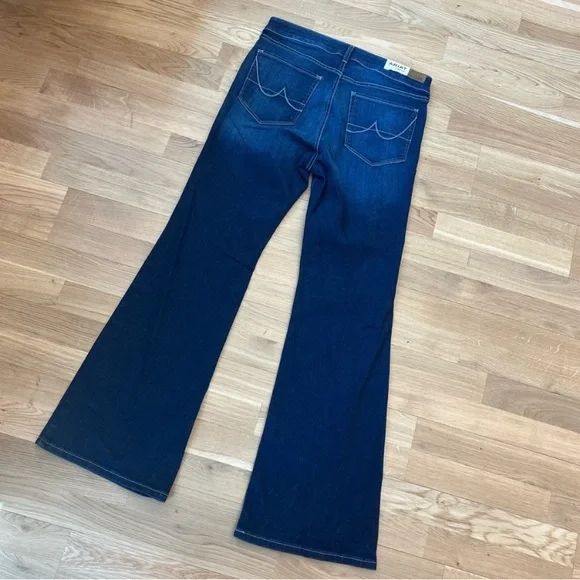 Arait Ladies Ultra Stretch Perfect Rise Katie Flare Jeans 31R - Picture 6 of 16